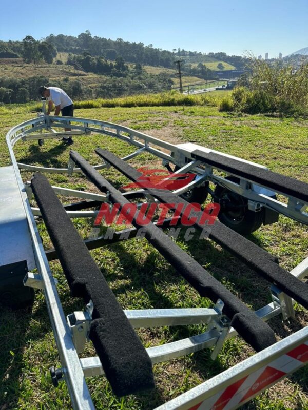 CARRETA RODOVIÁRIA P/ LANCHA 23 A 26,5 PÉS [0 KM] - Imagem 11
