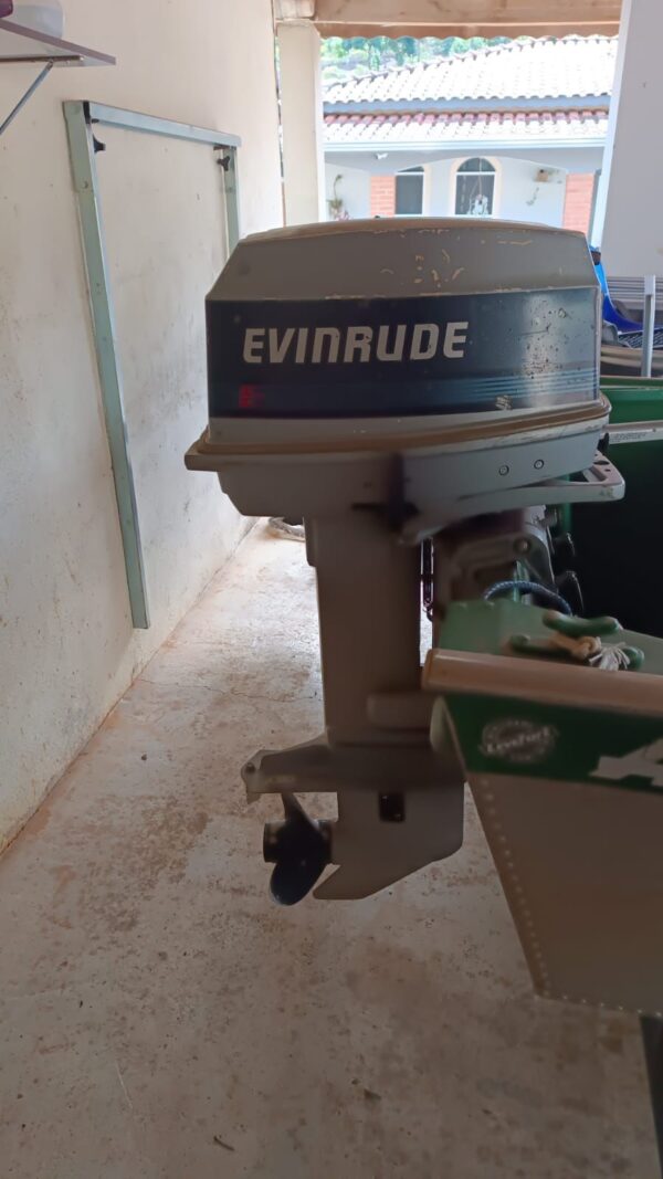 Motor de Popa Evinrude 25hp [1988] - Imagem 8