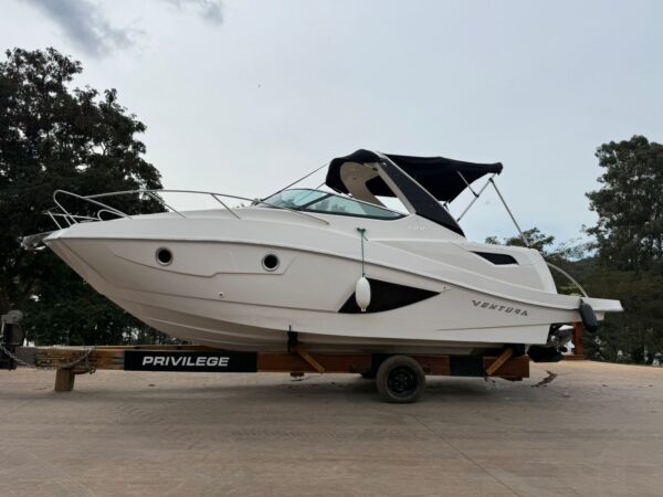Ventura V300 Day Cruiser [2016]