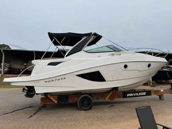 Ventura V300 Day Cruiser [2016] - Imagem 14